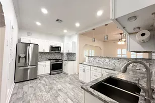 3025 W North A St, Tampa, FL 33609 - Photo 2