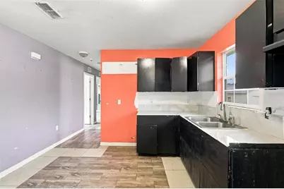 38407 Lowell Harris Way, Dade City, FL 33525 - Photo 8