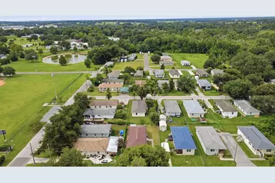 38407 Lowell Harris Way, Dade City, FL 33525 - Photo 20
