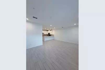 9855 Walkway Dr, Orlando, FL 32832 - Photo 8