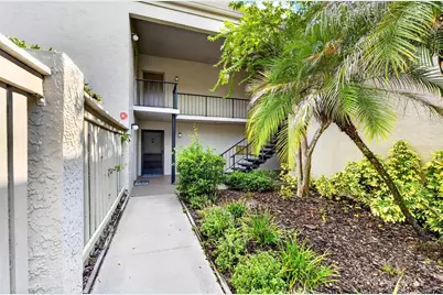 3272 S Semoran Boulevard #11, Orlando, FL 32822 - Photo 2