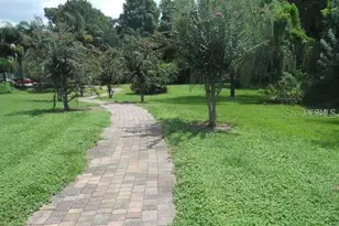 3992 Versailles Dr, Orlando, FL 32808 - Photo 14