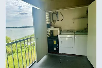 3992 Versailles Drive #3992C, Orlando, FL 32808 - Photo 8