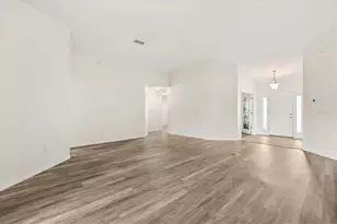 410 Central Mariners Dr, Edgewater, FL 32141 - Photo 22