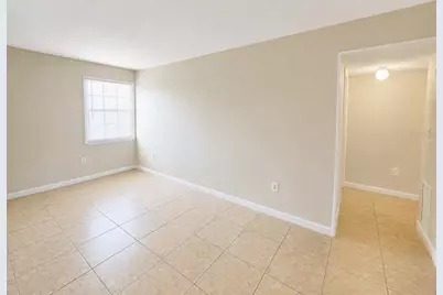 2759 L B McLeod Road #C, Orlando, FL 32805 - Photo 2