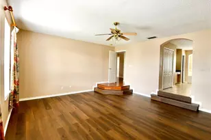 812 Jade Forest Ave, Orlando, FL 32828 - Photo 10