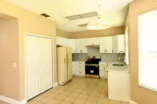 812 Jade Forest Ave, Orlando, FL 32828 - Photo 6