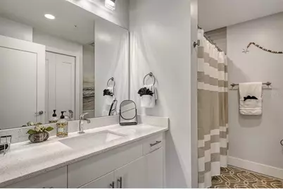 1709 N Tamiami Trail #220, Sarasota, FL 34234 - Photo 10