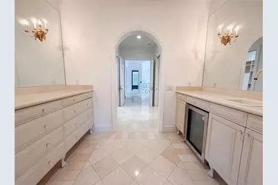 4407 W Dale Avenue, Tampa, FL 33609 - Photo 40