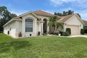 28719 Raleigh Pl, Wesley Chapel, FL 33545 - Photo 2