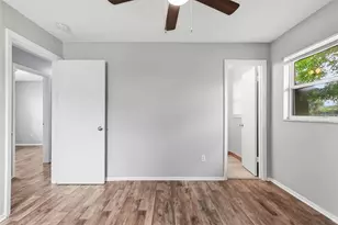 2151 S Ivey Ln, Orlando, FL 32811 - Photo 22