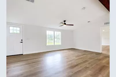 9200 Mercury Drive, Saint Cloud, FL 34773 - Photo 6