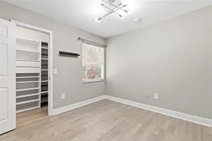 2400 Feather Sound Dr, Clearwater, FL 33762 - Photo 18