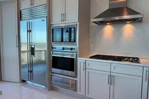 150 E Robinson St, Orlando, FL 32801 - Photo 8
