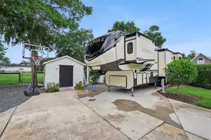 290 Manor Oaks Ct, Sanford, FL 32771 - Photo 44