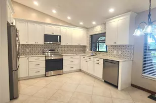 2805 Lake Tohopekaliga Blvd, Kissimmee, FL 34746 - Photo 2