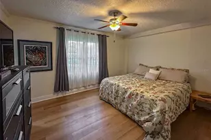 1020 Cottonwood St, Leesburg, FL 34748 - Photo 6