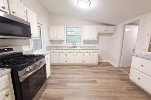 1034 NE 31st Ave, Gainesville, FL 32609 - Photo 2