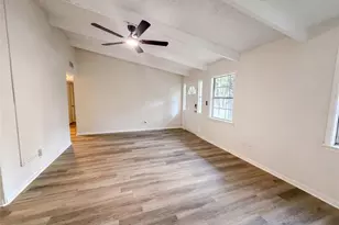1034 NE 31st Ave, Gainesville, FL 32609 - Photo 6