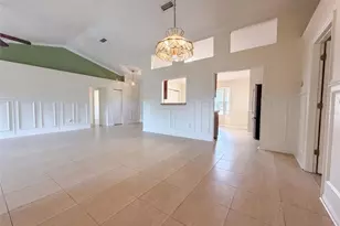 944 NW 87 Dr, Gainesville, FL 32606 - Photo 6