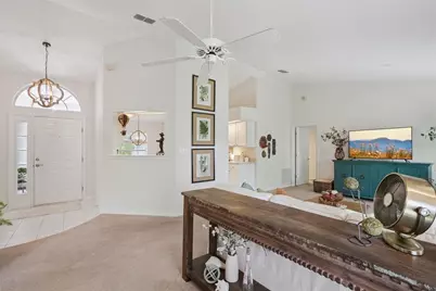 613 Huron Place, Mount Dora, FL 32757 - Photo 4