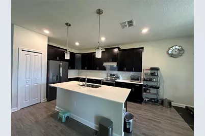 2093 Lake Side Avenue, Davenport, FL 33837 - Photo 10