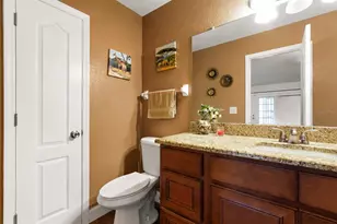 1922 Matthew Ct, Lakeland, FL 33813 - Photo 12