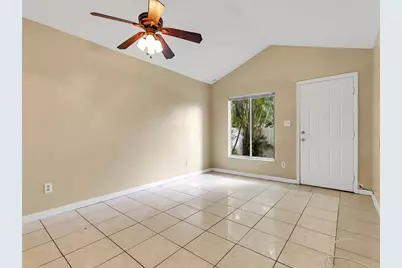 10425 Riva Ridge Trail, Orlando, FL 32817 - Photo 2