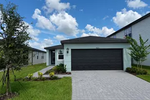 4325 River Beacon Blvd, Davenport, FL 33837 - Photo 1