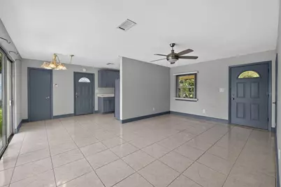 5005 Stolls Avenue, Tampa, FL 33615 - Photo 16