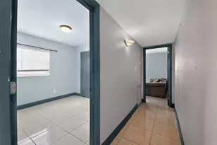 5005 Stolls Ave, Tampa, FL 33615 - Photo 6