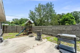 1703 Victory Palm Dr, Edgewater, FL 32132 - Photo 24
