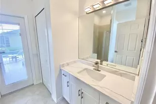 7468 Roxye Ln, Sarasota, FL 34240 - Photo 64