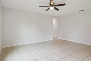 35685 Rose Moss Ave, Leesburg, FL 34788 - Photo 14