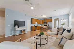 10525 Eastpark Lake Dr, Orlando, FL 32832 - Photo 4
