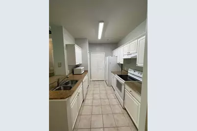 142 Southern Pecan Circle #204, Winter Garden, FL 34787 - Photo 4