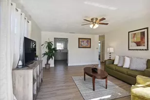 813 W Magnolia St, Kissimmee, FL 34741 - Photo 18