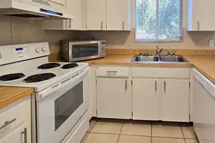 1537 Mango Tree Dr, Edgewater, FL 32132 - Photo 8