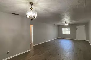 253 W Lake Ina Dr, Winter Haven, FL 33884 - Photo 6