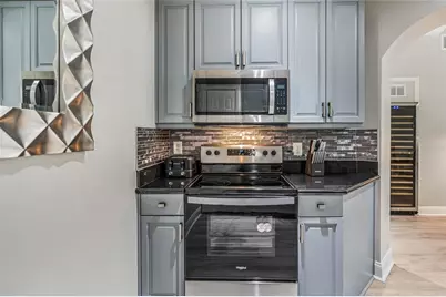 7505 Mourning Dove Circle #303, Reunion, FL 34747 - Photo 8