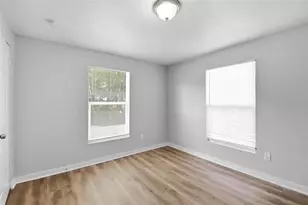 3745 S 16th Ave S, Saint Petersburg, FL 33711 - Photo 28