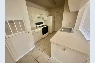 2550 N Alafaya Trail #10305, Orlando, FL 32826 - Photo 6