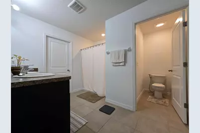 9646 Troncais, Thonotosassa, FL 33592 - Photo 14
