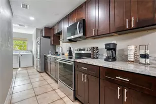 4325 Cassius St, Orlando, FL 32811 - Photo 12