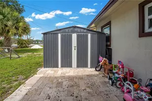 4325 Cassius St, Orlando, FL 32811 - Photo 22