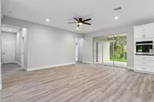 2043 Watersedge Dr, Deltona, FL 32738 - Photo 8