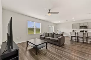 416 Talisi Loop, Saint Cloud, FL 34771 - Photo 2