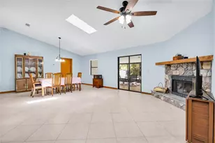 2805 Lake Tohopekaliga Blvd, Kissimmee, FL 34746 - Photo 6