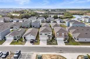 2630 Angel Fls Dr, Davenport, FL 33837 - Photo 4