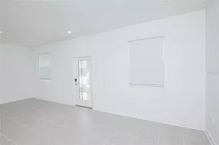 11275 Listening Dr, Orlando, FL 32832 - Photo 10